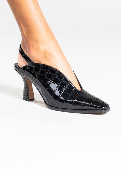 Lifestyle image of Brisani BLACK CROCO EMBOSSED