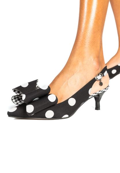 Lifestyle image of Delmare BLACK/WHITE DOT/GINGHAM