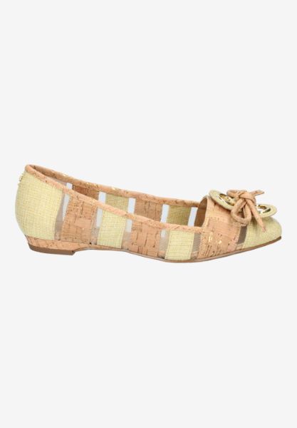 Right side view of Edie NATURA/GOLD LINEN/CORK