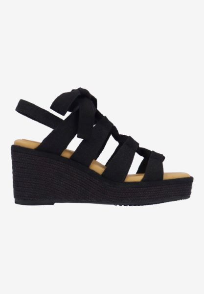 Right side view of Garlynn BLACK LINEN