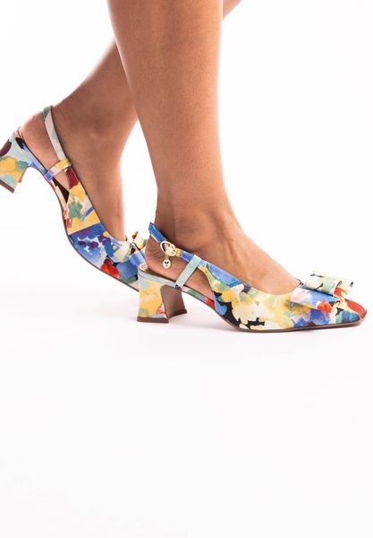 Lifestyle image of Greer BLUE/YELLOW/GREEN MULTI