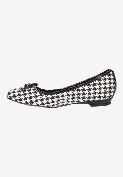 Left side view of Hirabelle BLACK/WHITE HOUNDSTOOTH