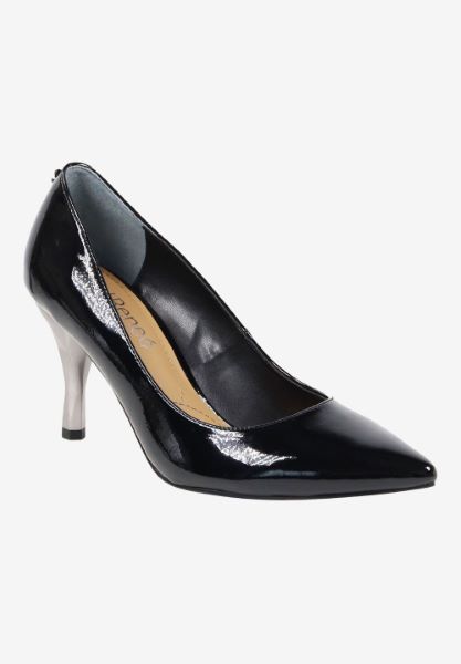 Front view of Kanan BLACK PATENT