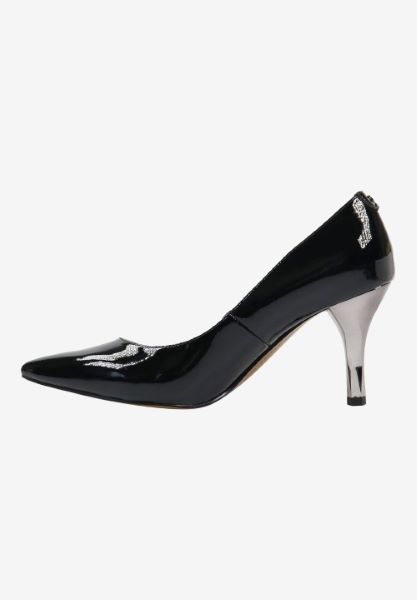 Left side view of Kanan BLACK PATENT
