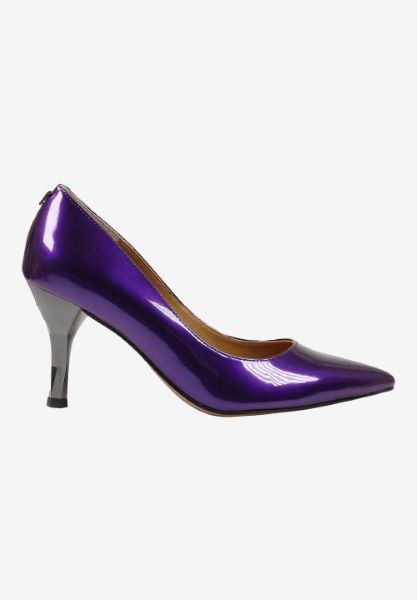 Right side view of Kanan PURPLE PATENT