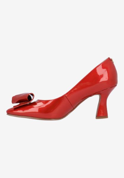 Left side view of Karali RED PATENT