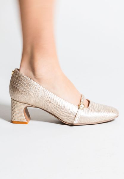 Lifestyle image of Kavira PEARL BEIGE LIZARD EMBOSSED