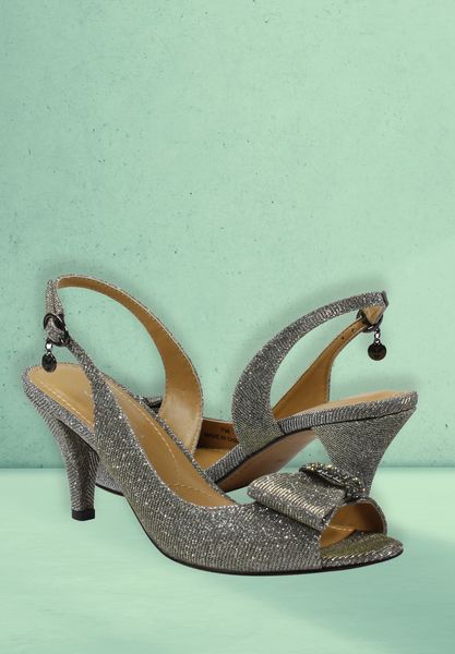 Lifestyle image of Luanda Pewter