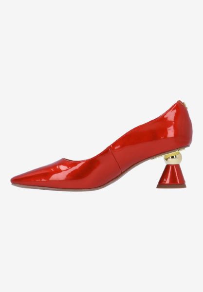 Left side view of Lysandra RED PATENT