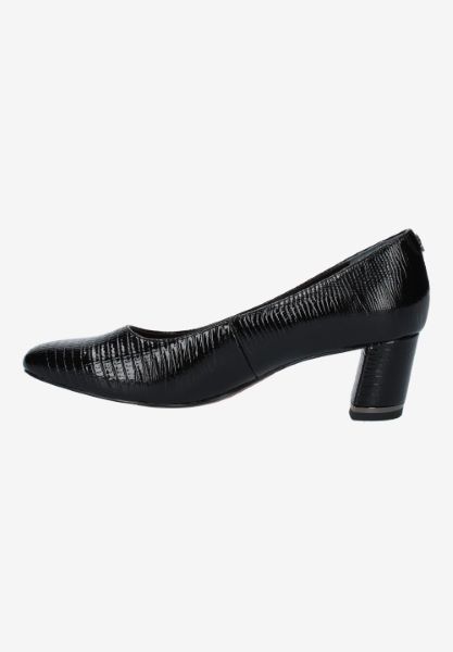 Left side view of Olivienne BLACK LIZARD PRINT