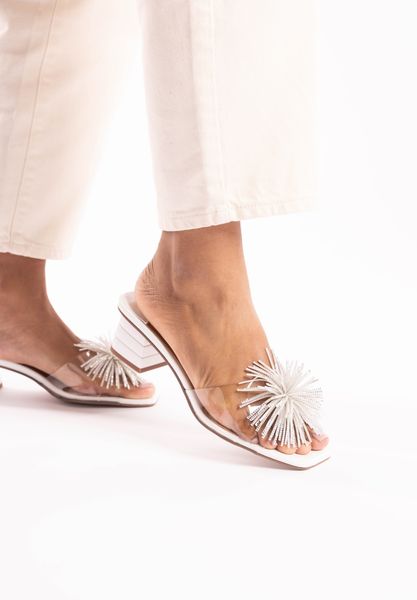 Lifestyle image of Ozara CLEAR/WHITE PATENT