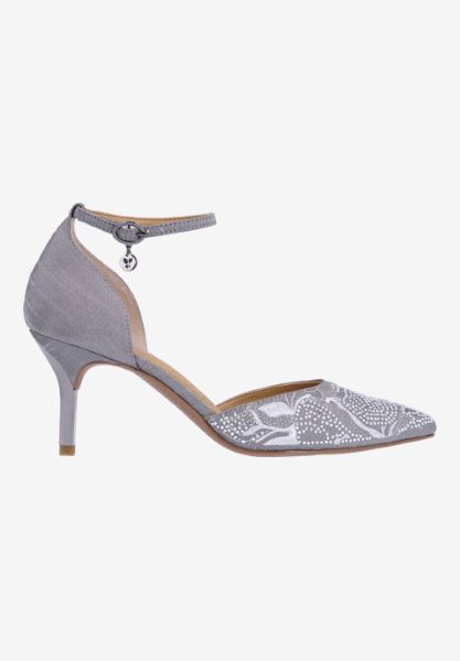 Right side view of Payten 