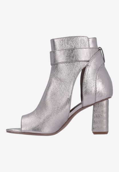 Left side view of Quinlan TAUPE MET. NAPPA