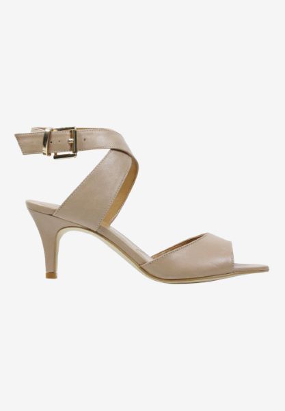 Right side view of Soncino Nude Nappa