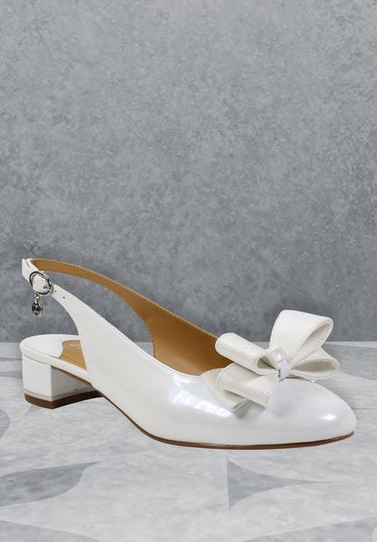 Lifestyle image of Tanay WHITE PATENT/GROSGRAIN