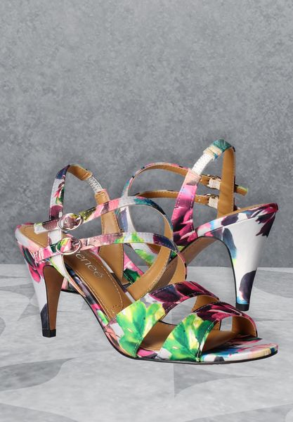 Lifestyle image of Uliana Gray/Blue/Purple Floral Multi