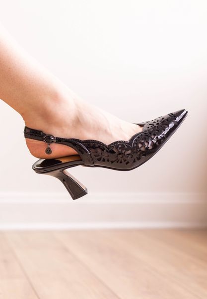 Lifestyle image of Valerian BLACK PATENT