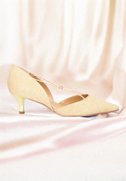 Lifestyle image of Varshee GOLD DANCE GLITTER