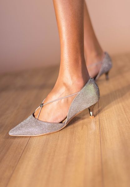 Lifestyle image of Varshee PEWTER DANCE GLITTER