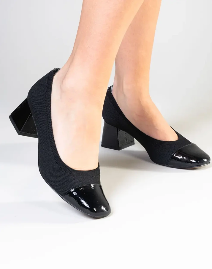 SHOP HEELS