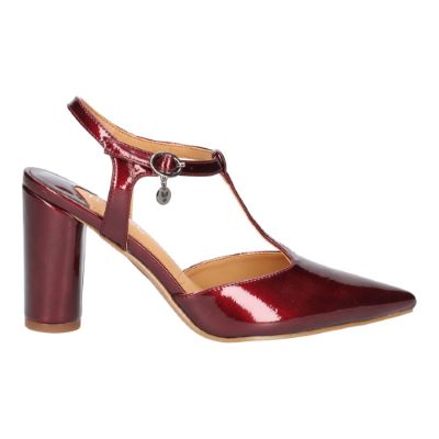 Right side view of Aidenne BURGUNDY PATENT