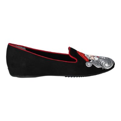 Right side view of Clause black/white/red suede