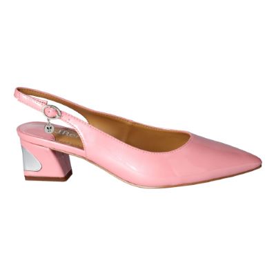 Right side view of Shayanne SOFT PINK PATENT